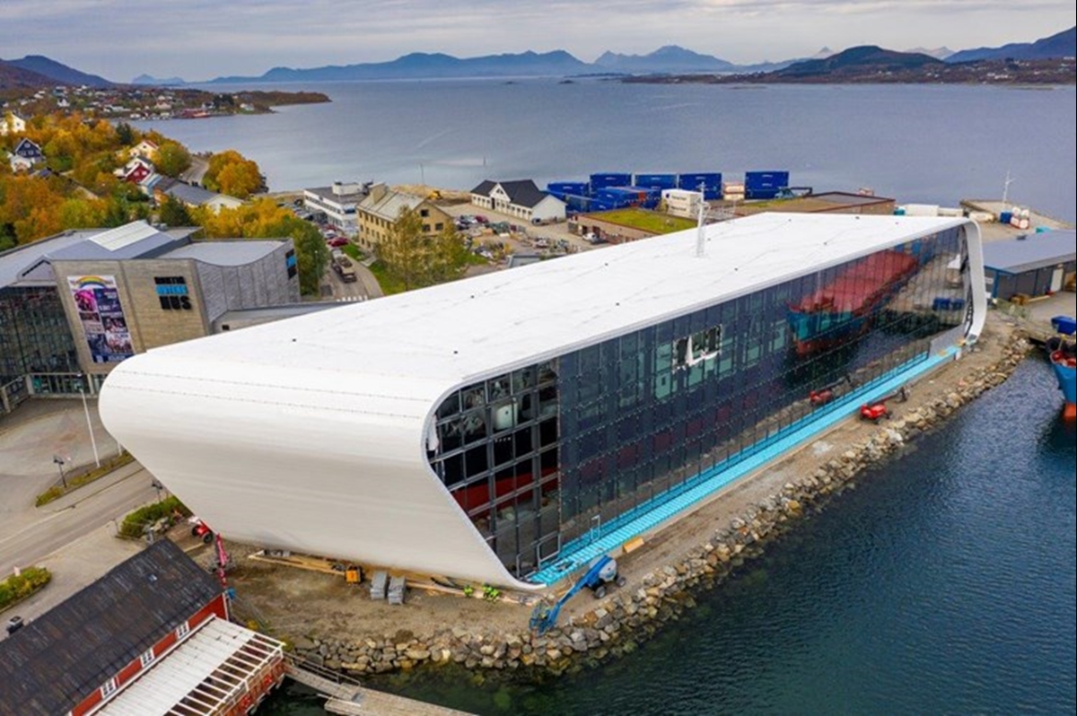 Sztuka mieszkania na starym statku Hurtigrute 
